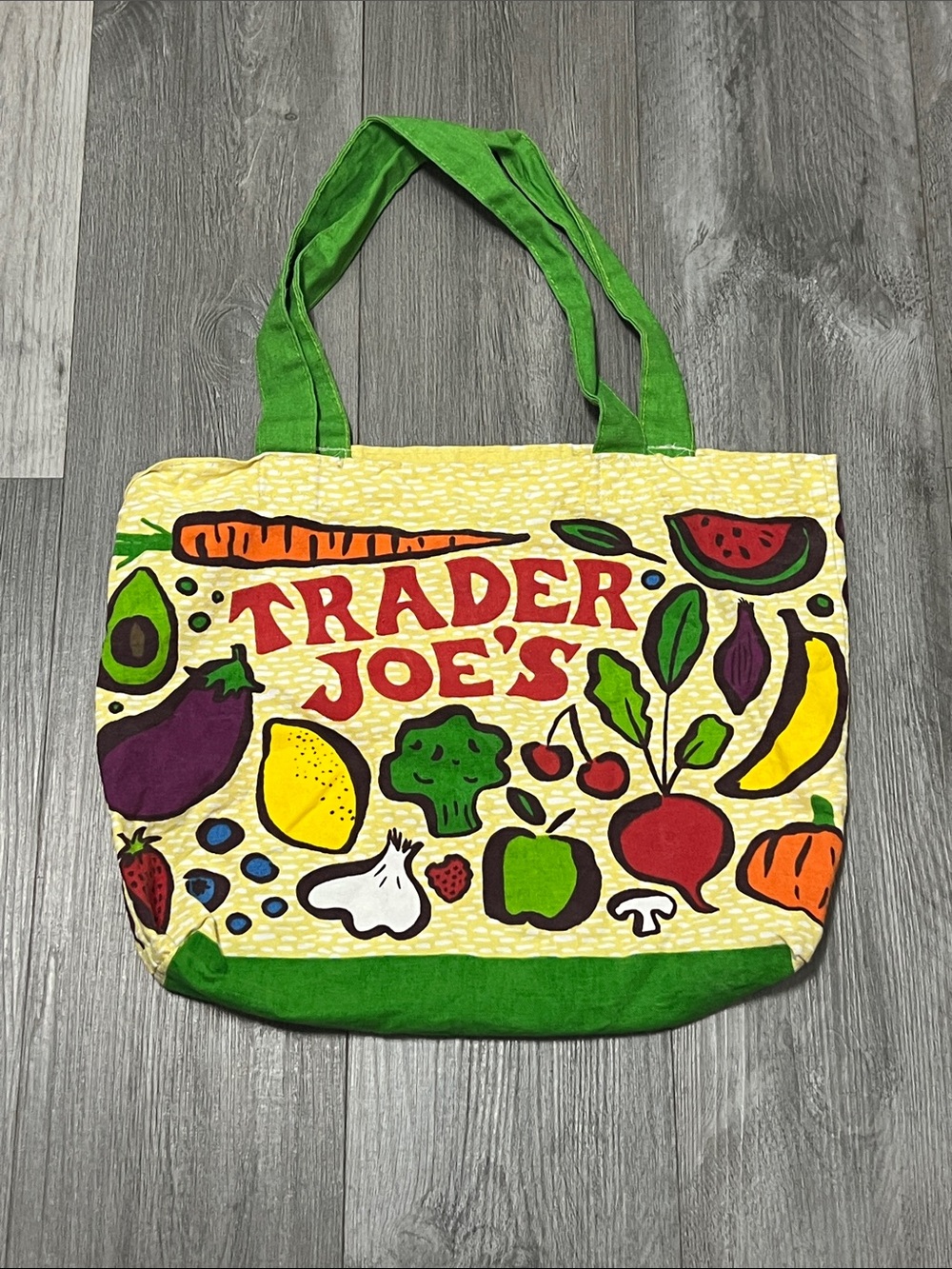 TraderJoe’s  Reusable Canvas USA Shopping Grocery Tote Bag Fruit Vegetable logo